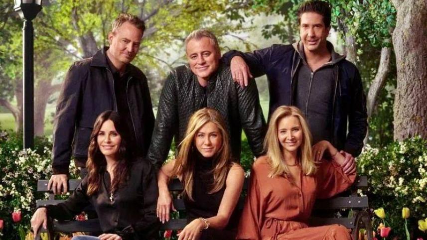 Friends cast.jpg