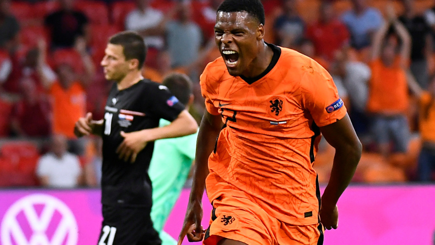 Denzel Dumfries .JPG