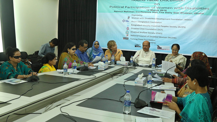 A roundtable discussion.jpg