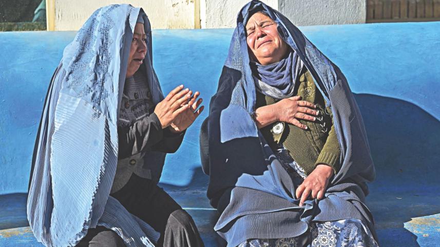 Afghan women weep.jpg