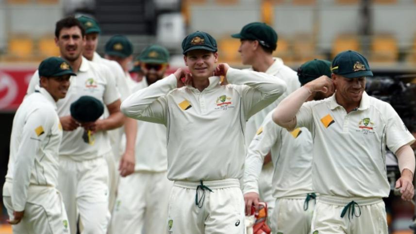 Australia team_Dubai heat_AFP.jpg