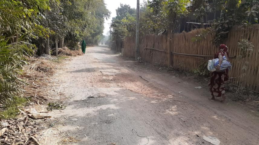 Baliakandi-Pangsha road.jpg