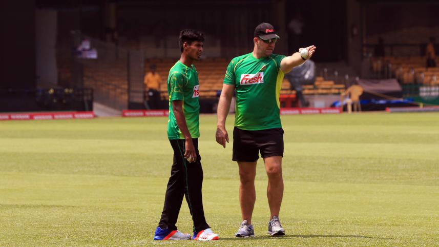 Bangladesh bowling coach Heath Streak.jpg