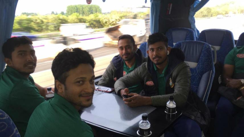 Bangladesh team.jpg