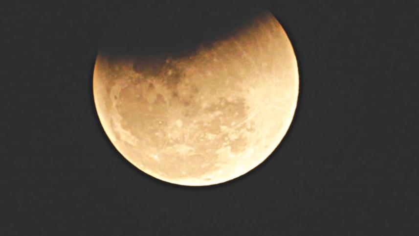 red blue moon
