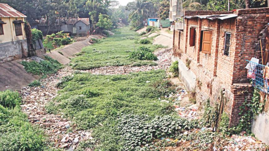 Brahmanbaria town canal.jpg