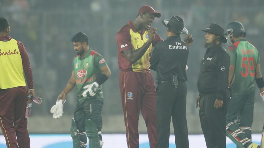 Carlos Brathwaite 
