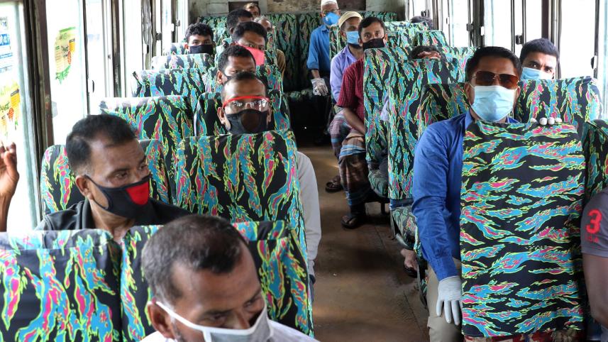 Bus services in Dhaka