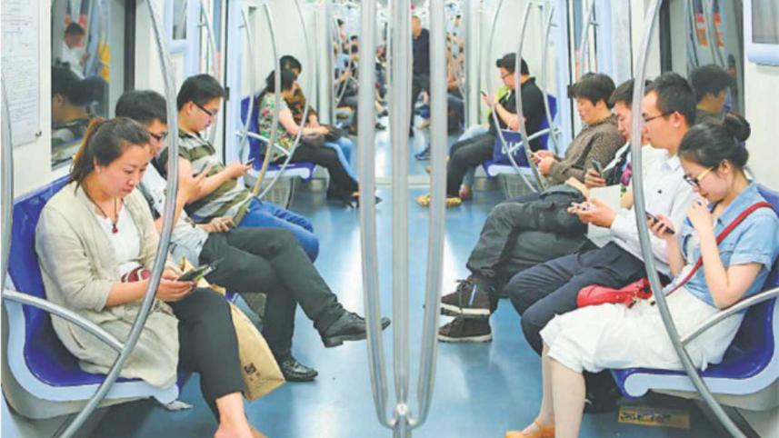 China's Online Fiction Writers Taste Fame and Fortune