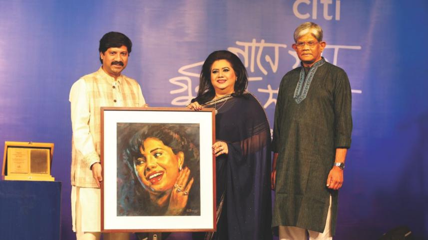 Citibank pays tribute to Runa Laila