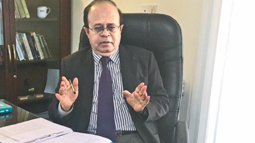 CQK Mustaq Ahmed.jpg