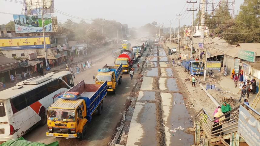 Dhaka-Tangail highway.jpg