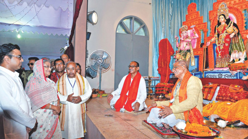 Dhakeshwari Temple.jpg