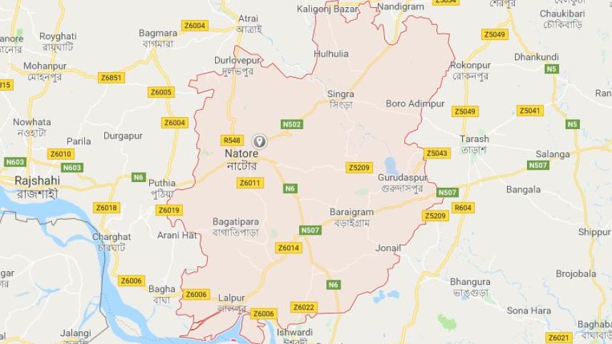 Transport workers strike in Natore