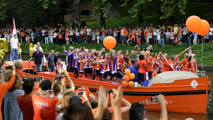 Dutch Women's team celebration.jpg