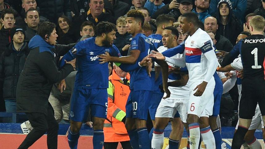 Everton-Lyon _clash.jpg