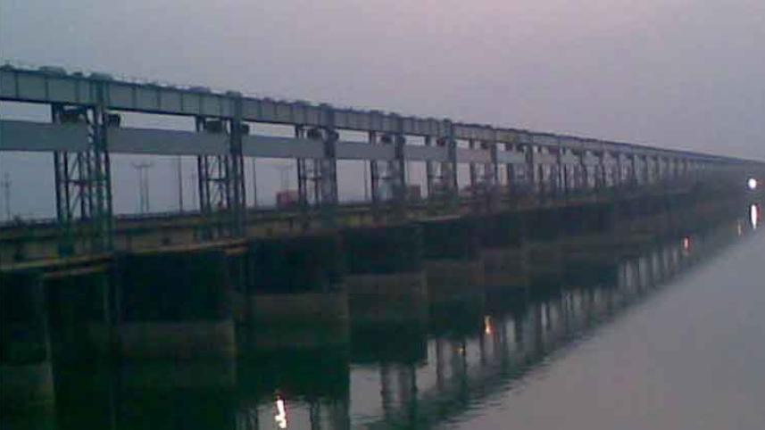 farakka barrage.jpg