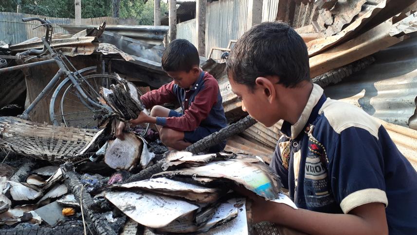 Farmer family loses home.jpg