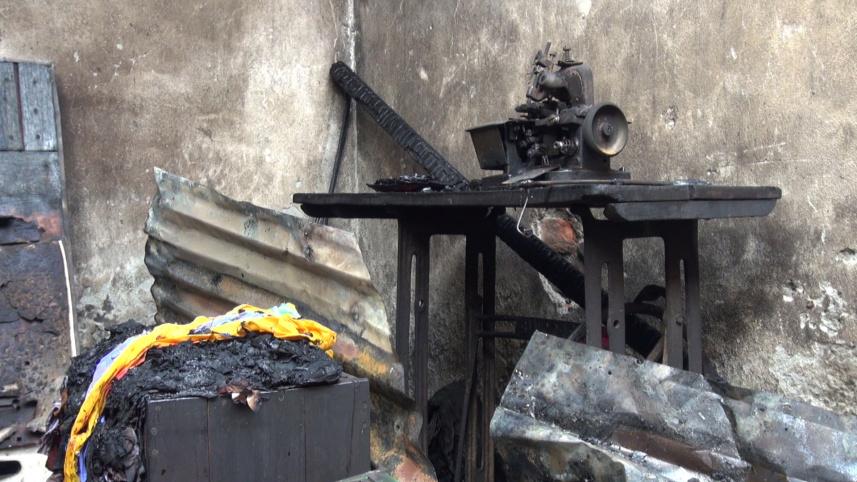 fire at Lalmonirhat market