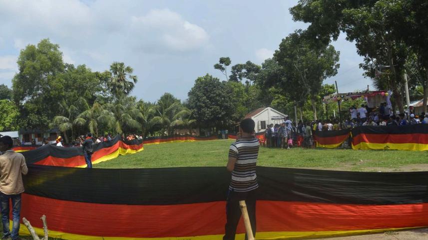 Bangladesh man made long German flag