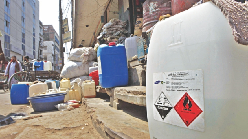 illegal chemical factories in Old Dhaka