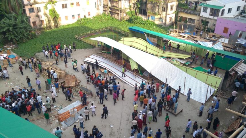 Illegal market demolished B’baria.jpg