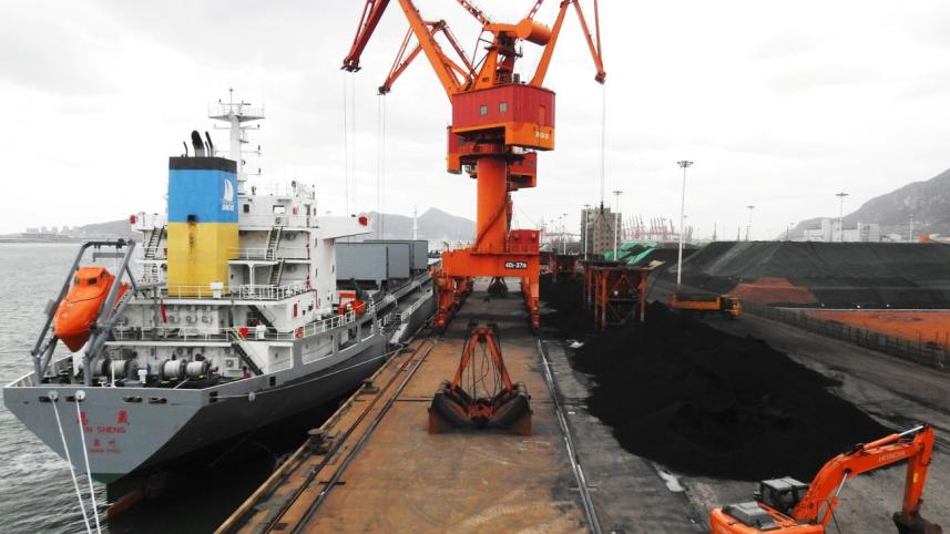 India, China pull back from coal.JPG