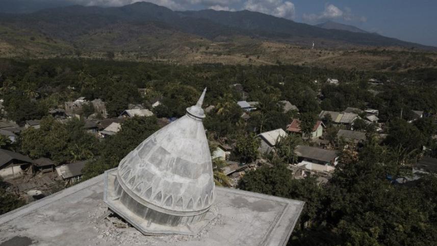 Indonesia quake_edited.jpg