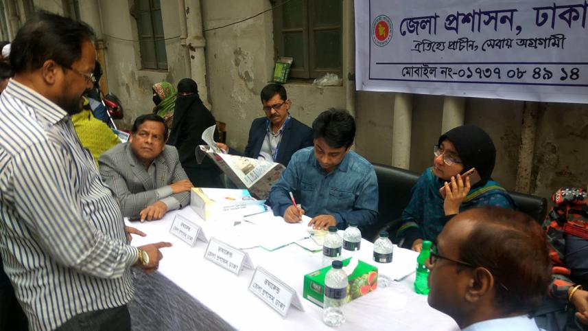 Info centre-prabir-wb.jpg