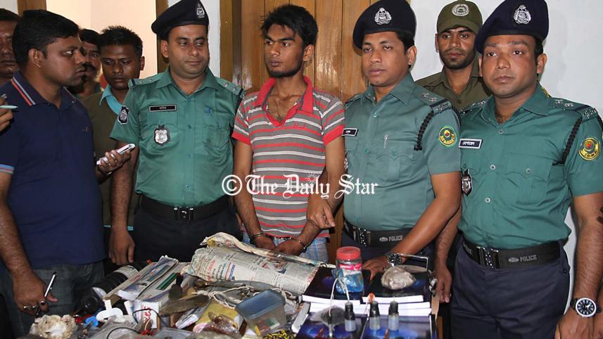 JMB leader held in Ctg.jpg