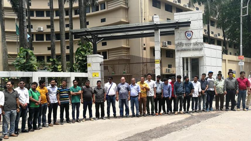 Journalist protest-1.jpg