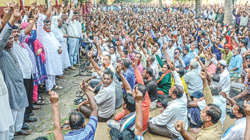 jute mills worrker.jpg