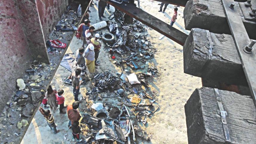 kaliakair tragedy 1.jpg