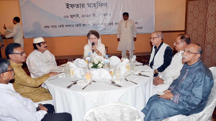 khaleda-zia-iftr.jpg