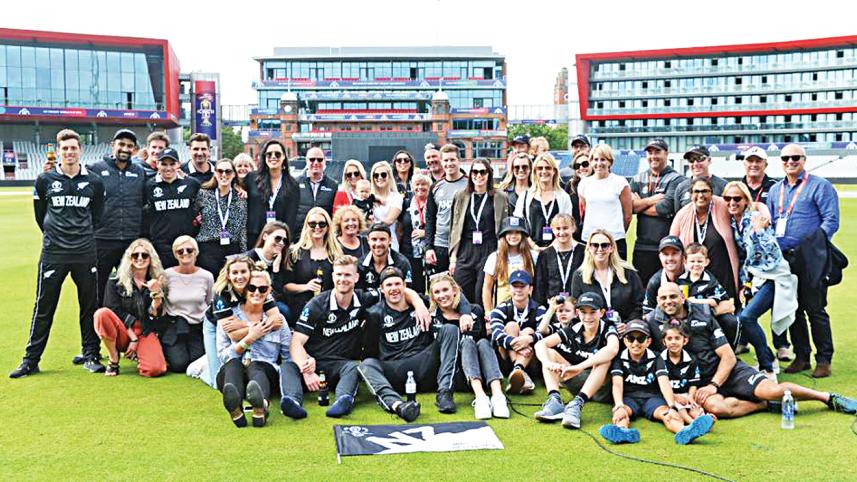 Kiwis with family.jpg