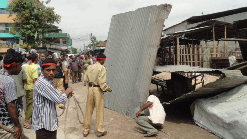 lalmonirhat illegal structure.jpg