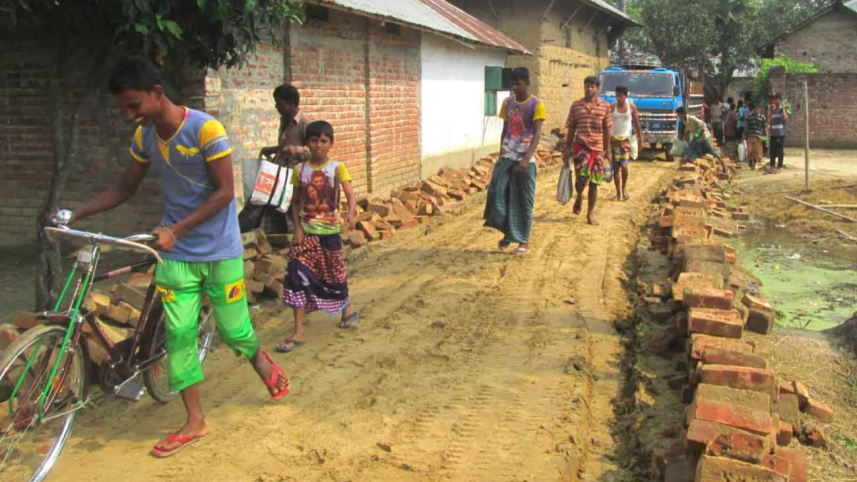 lifts road bricks.jpg