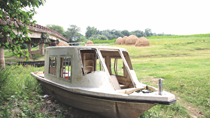 lone water ambulance.jpg