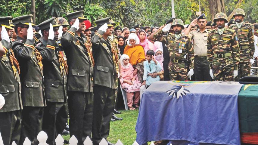 Lt Col Abul Kalam Azad state honour.jpg