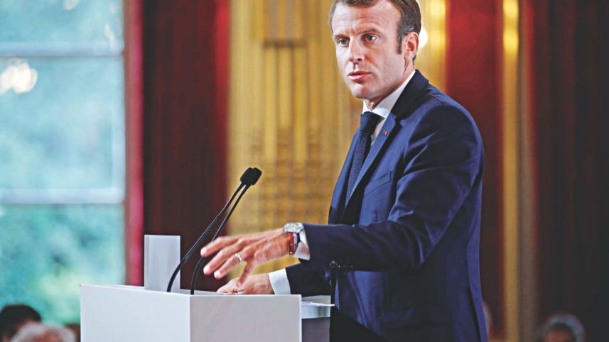 macron.jpg