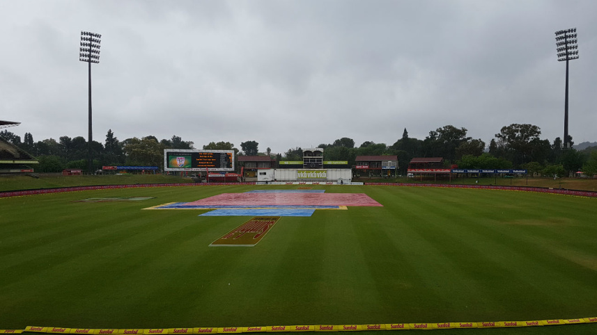 Mangaung Oval rain.jpg