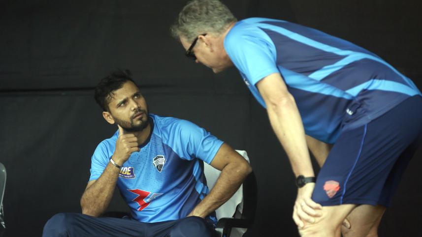 Mashrafe Bin Mortaza with coach Tom Moody