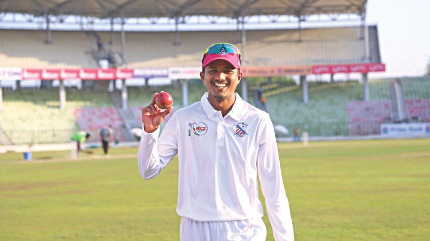 MEHEDI HASAN.jpg