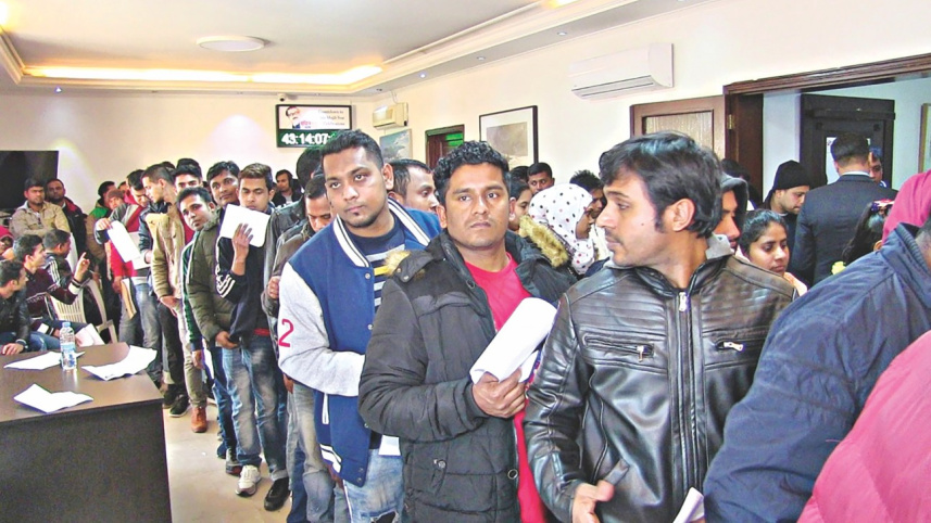 Migrant workers-2.jpg