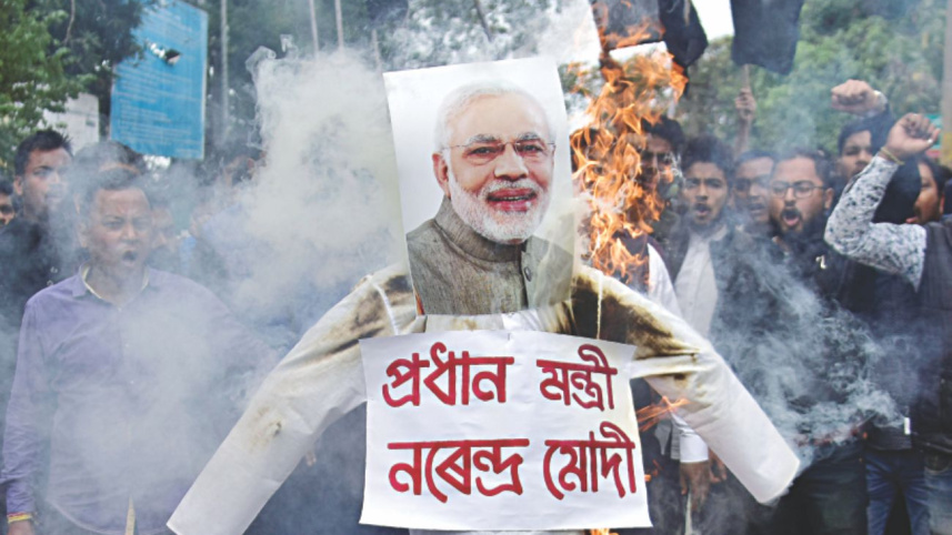 modi warns intruder.jpg