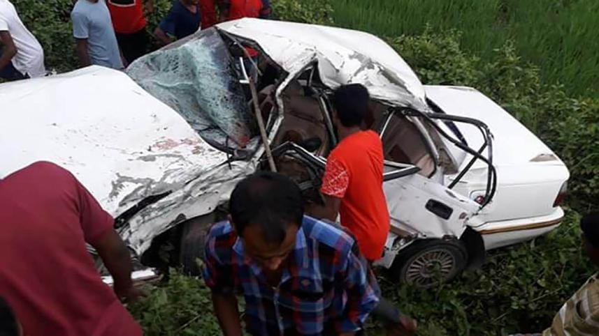 Moulvibazar road crash pic (1) web.jpg