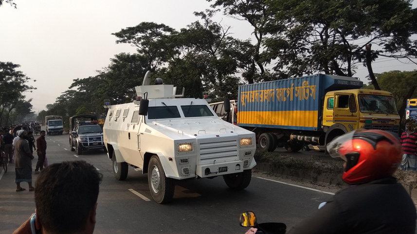 Traffic movement on Dhaka-Chattogram highway