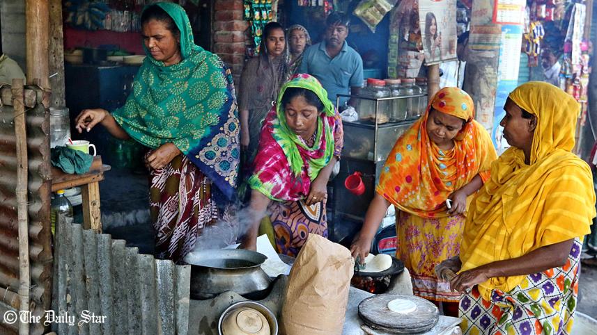 These four women are part of an all-female ensemble that runs a roadside restaurant