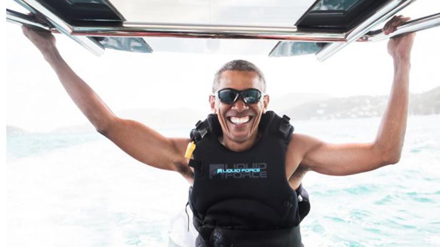 Obama surfing-1.jpg