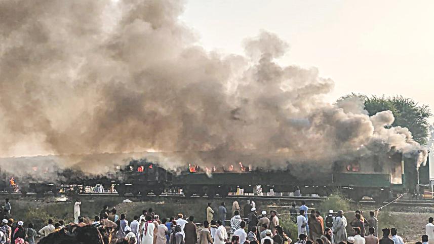 pak train fire.jpg